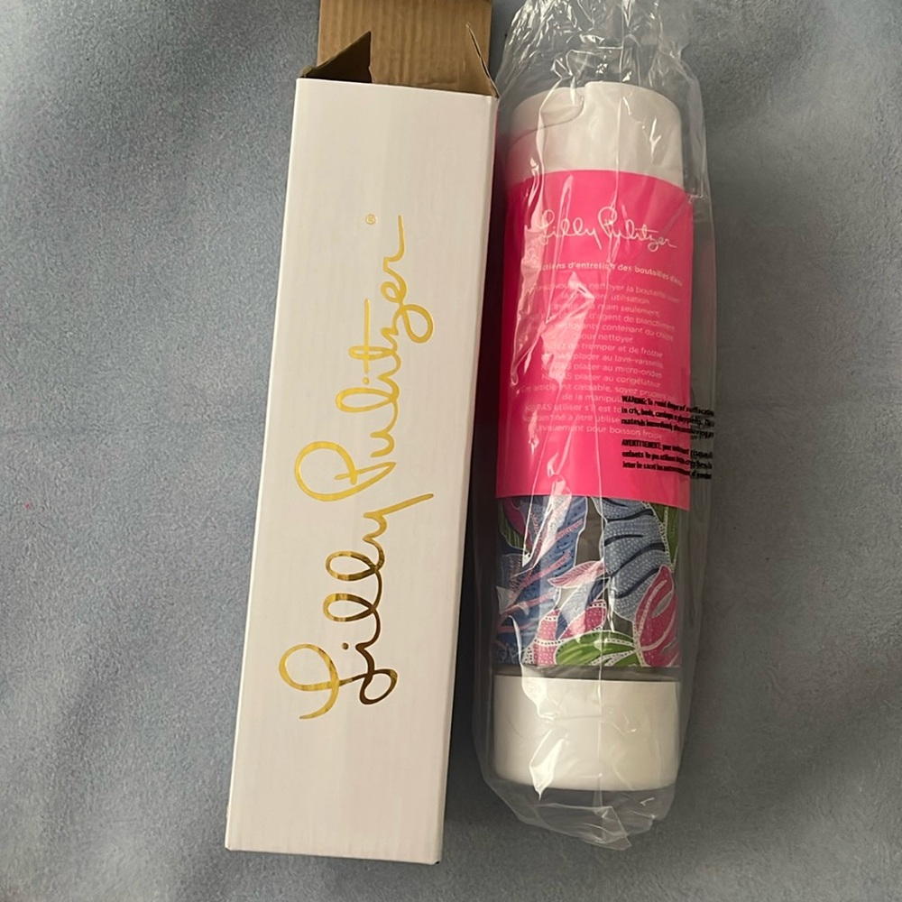 Lilly Pulitzer Water Bottle Blue Grotto Beleaf In Yourself
